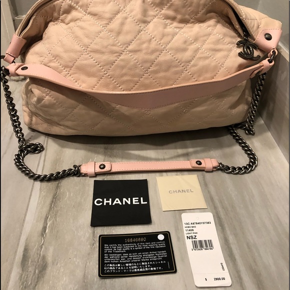 Beautiful light pink CHANEL quilted handbag